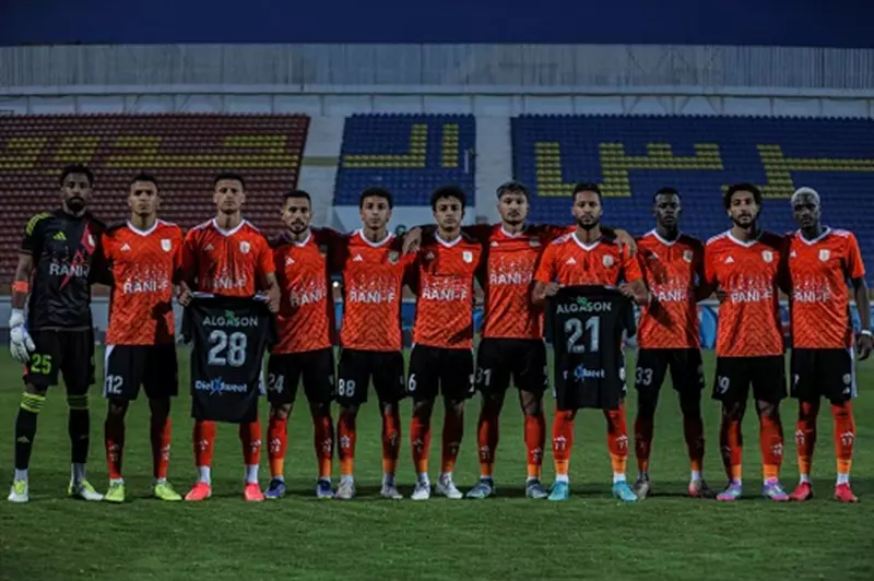 استخدام تقنية الفيديو يُسفر عن طرد حارس مرمى فاركو خلال مواجهة الأهلي في الدوري