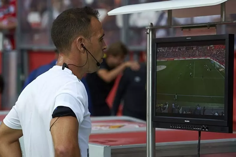 الدوري الألماني: إطلاق نظام "VAR" الجديد للجماهير اعتباراً من الموسم المقبل