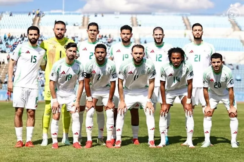 تشكيلة النجوم: محرز وبونجاح يقودان المنتخب الجزائري في وديتي رواندا والسويد