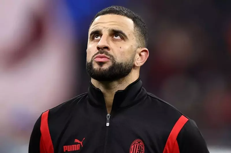 رومانو يكشف: ووكر يغيب عن رحلة مانشستر سيتي في مونديال الأندية بعد مغادرته ميلان