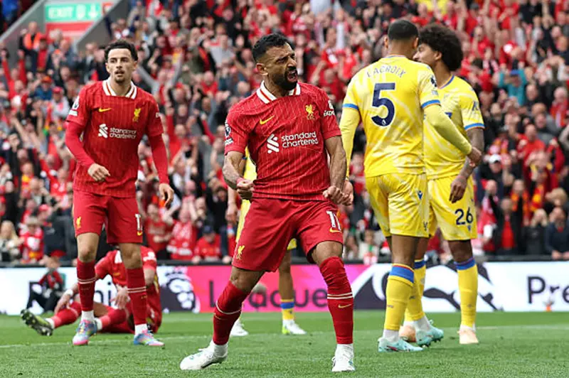 صلاح يتحدى ميلان: استعداد 11 فريقًا لدوري الإنجليزي 2025-26
