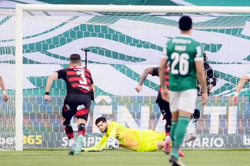 فلامينغو يحقق انتصاراً مهماً على بالميراس، منافس الأهلي في المونديال، في الدوري البرازيلي