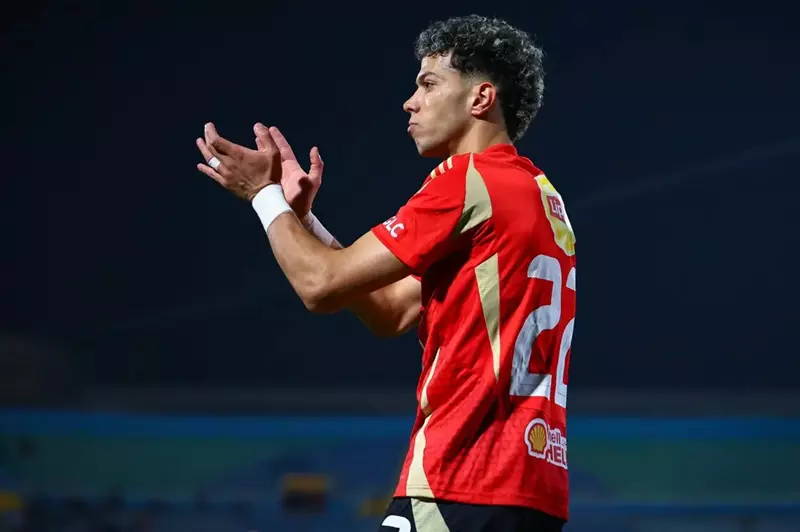 إمام عاشور: زيزو نموذج للاحترافية وأهدافي مع الأهلي بلا حدود