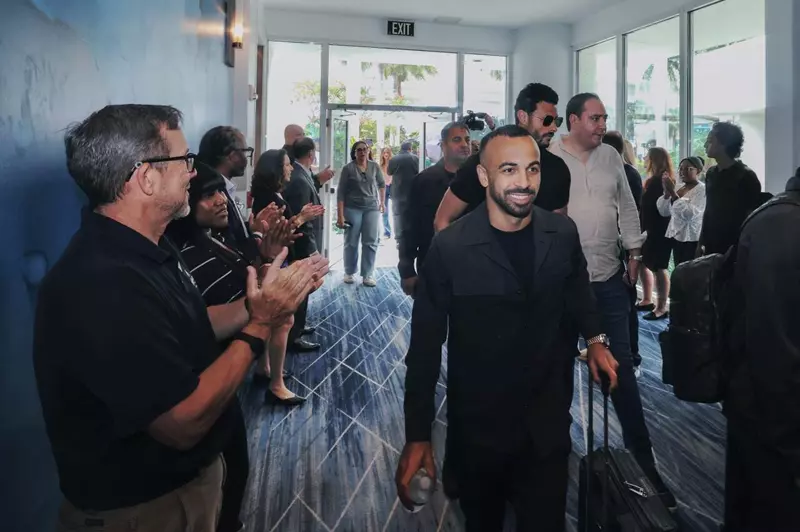 الأهلي يصل إلى ميامي بتصميم جديد: صفقة متميزة واستقبال خاص