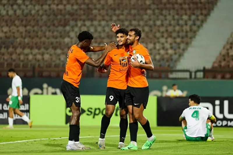 البنك الأهلي يتألق نحو نهائي كأس الرابطة بعد انتصار مثير على إنبي