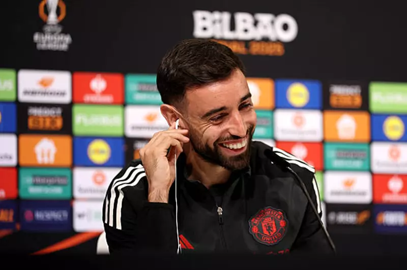 برونو فيرنانديز يحدد شروط انتقاله إلى الهلال قبيل مونديال الأندية