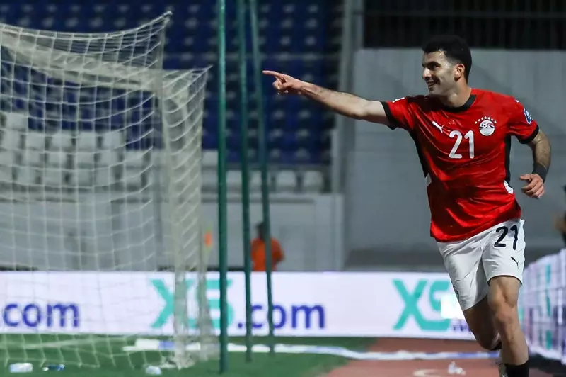 تصريحات مثيرة وخيارات قانونية: قرب انتهاء أزمة الـ60 يومًا بين زيزو ونادي الزمالك