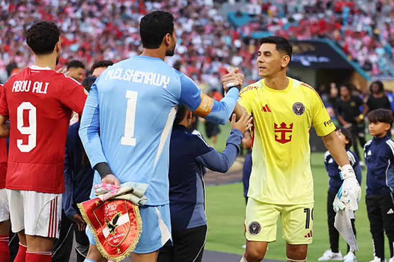 حراس المرمى يتألقون في مباراة الأهلي وإنتر ميامي: تصريحات FIFA تكشف التفاصيل