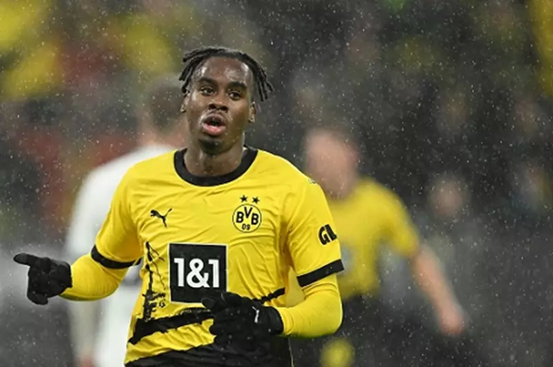 دورتموند يرفض عرض تشيلسي لضم جود بيلينغهام
