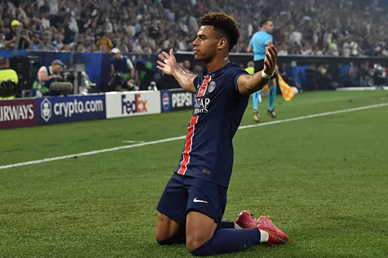 دوي يتألق بإحرازه 9 أهداف ويُتوج بجائزة أفضل لاعب شاب في دوري أبطال أوروبا