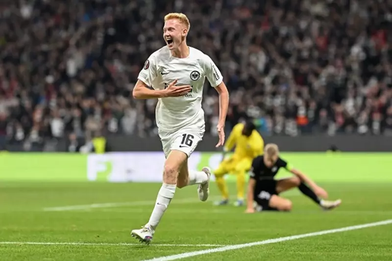 رد لاعب فرانكفورت على شائعات ريال مدريد: ‘لا أظن أن ألونسو يكن لي مشاعر إيجابية’
