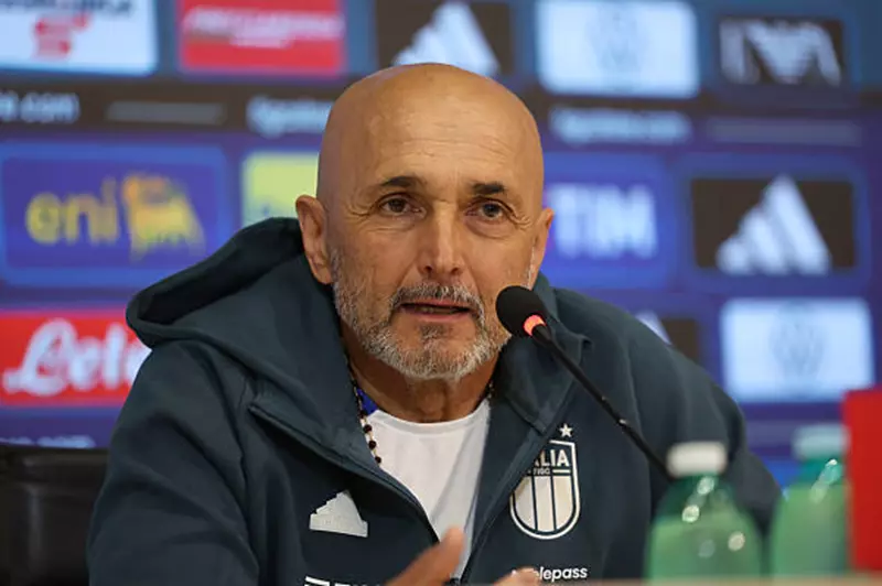 سباليتي يوضح أسباب انسحاب أتشيربي من قائمة المنتخب الإيطالي