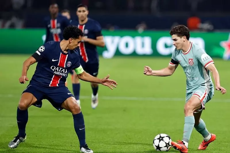 فيفا يعلن عن طاقم حكام الـVAR لمباراة القمة بين باريس وأتلتيكو في كأس العالم للأندية
