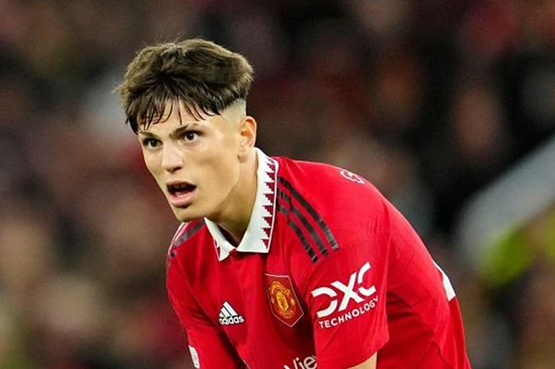 ليفركوزن يتراجع عن التنافس على صفقة جارناتشو