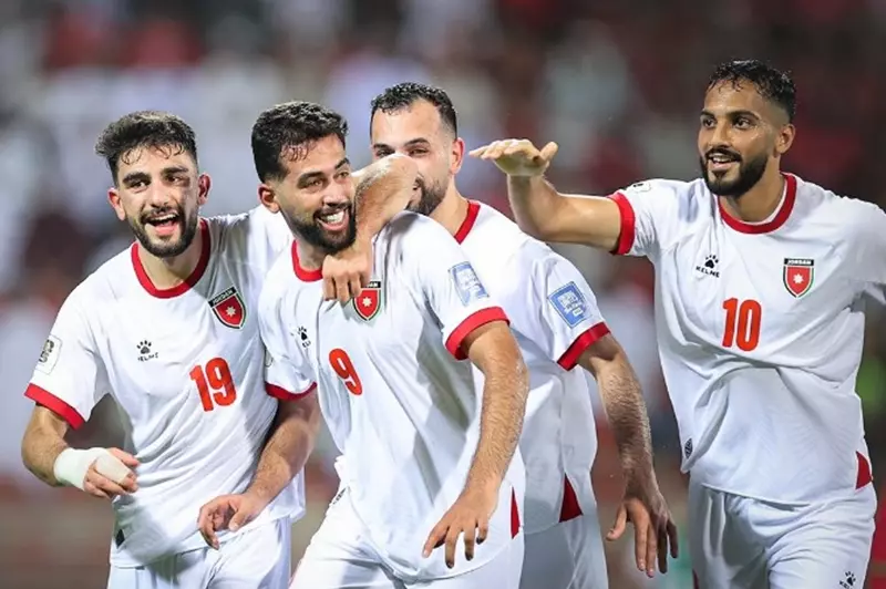 هاتريك يُعزّز فرص الأردن في التأهل لكأس العالم 2026 بعد انتصاره على عمان